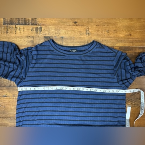 Jessica Simpson Women's Smocked Cuff Long Sleeve 2X Top New Super Soft - Picture 3 of 10